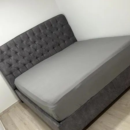 Apartment Koeln Porz Colonia
