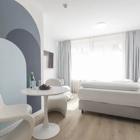 Zzzpace Smart-hotel Aparthotel *