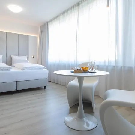 Aparthotel Zzzpace Smart-hotel *